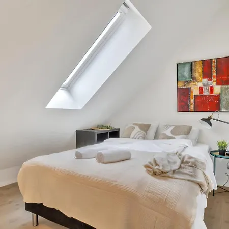 Heimby - Seaside Luxury - Free Parking Apartament