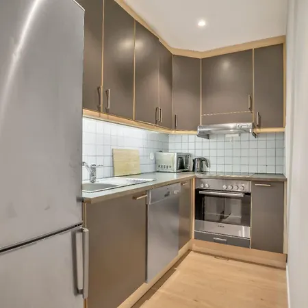 Heimby - Seaside Luxury - Free Parking Apartament *